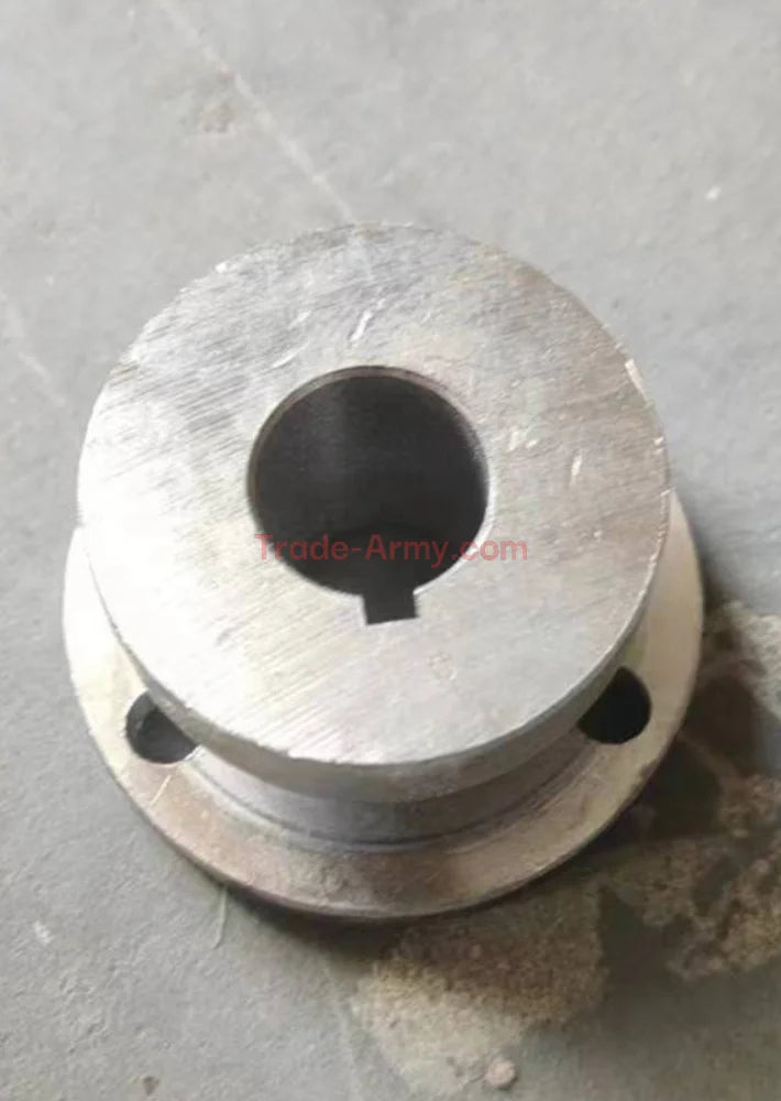 RC Lawn Mower Blade Hub -  Parts from Trade-Army